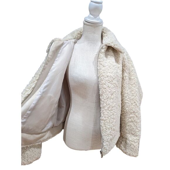 ZARA Oversized Faux Sherpa Bomber Jacket Size S in Cream with Suede Trim - Picture 10 of 12